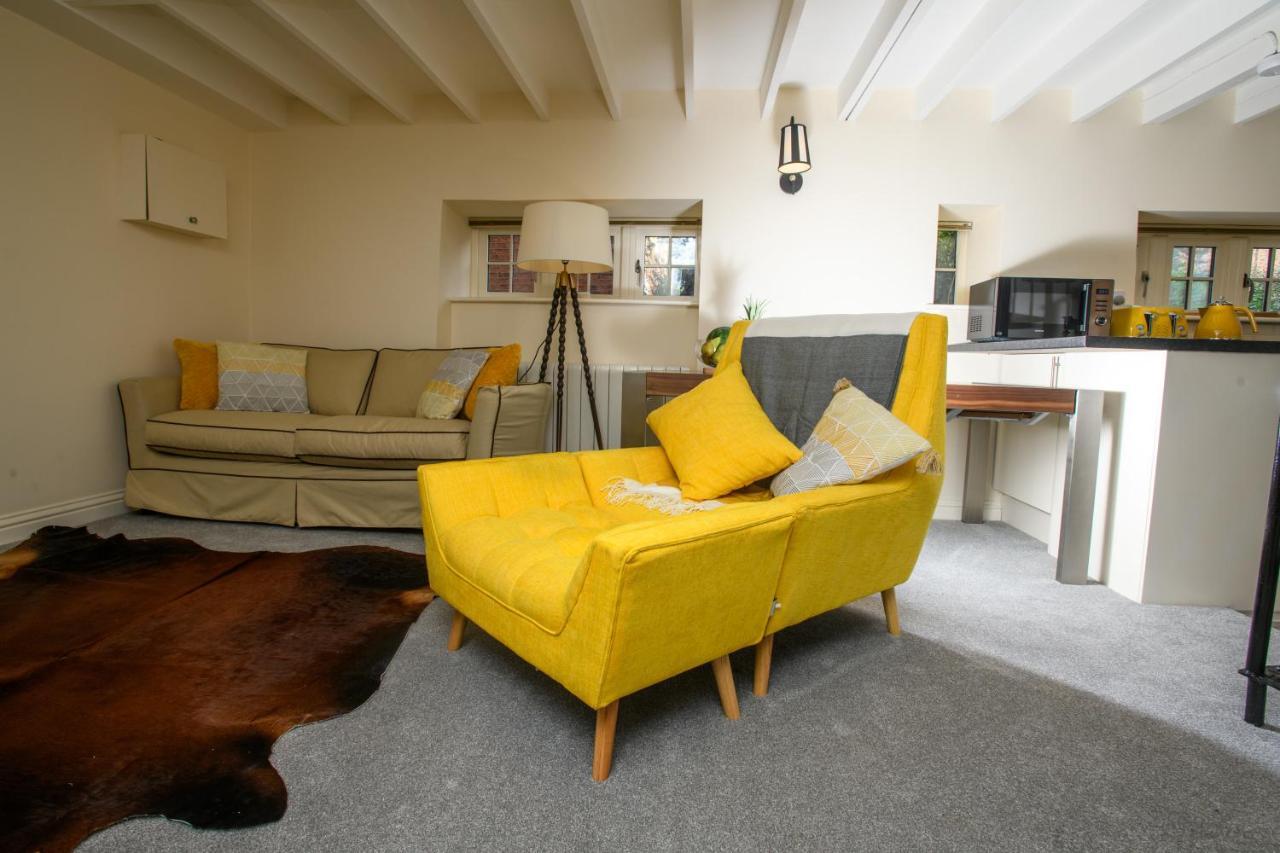 Pass The Keys Homey Flat In Sleaford Centre Экстерьер фото
